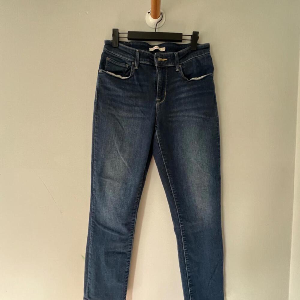 Levi's Women's Mid Rise Skinny Jeans - Size 10